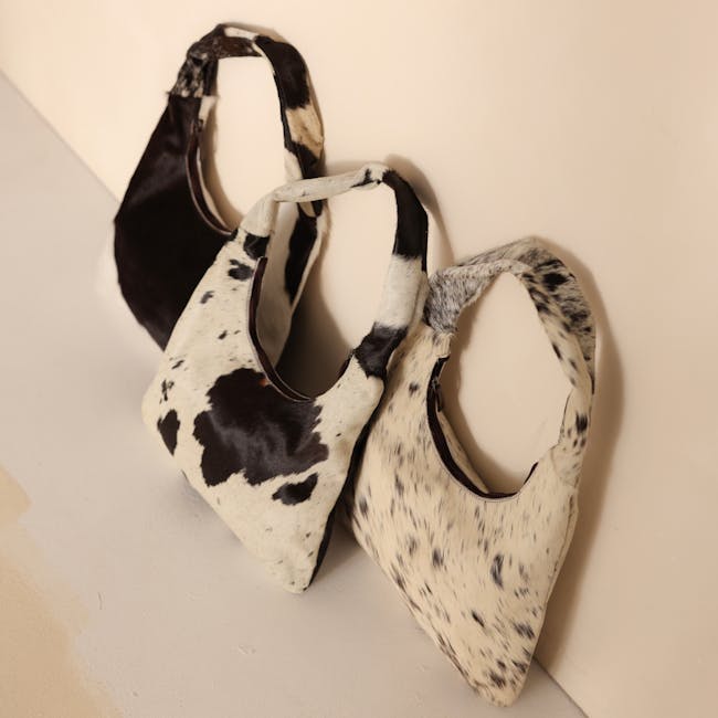 Schoudertas met cowprint